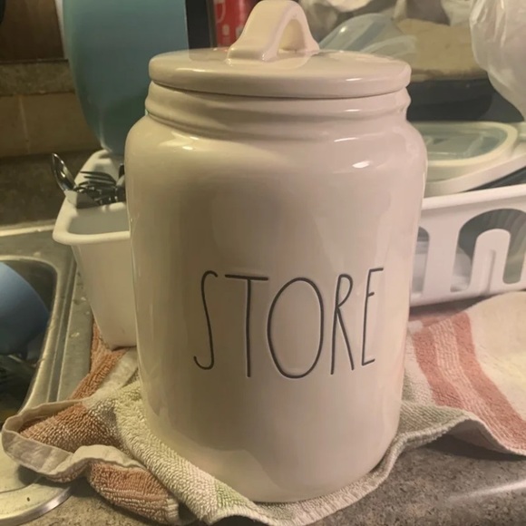 Rae Dunn share canister